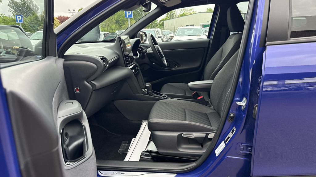 Toyota Yaris Cross Design FL75PYX Blue #5