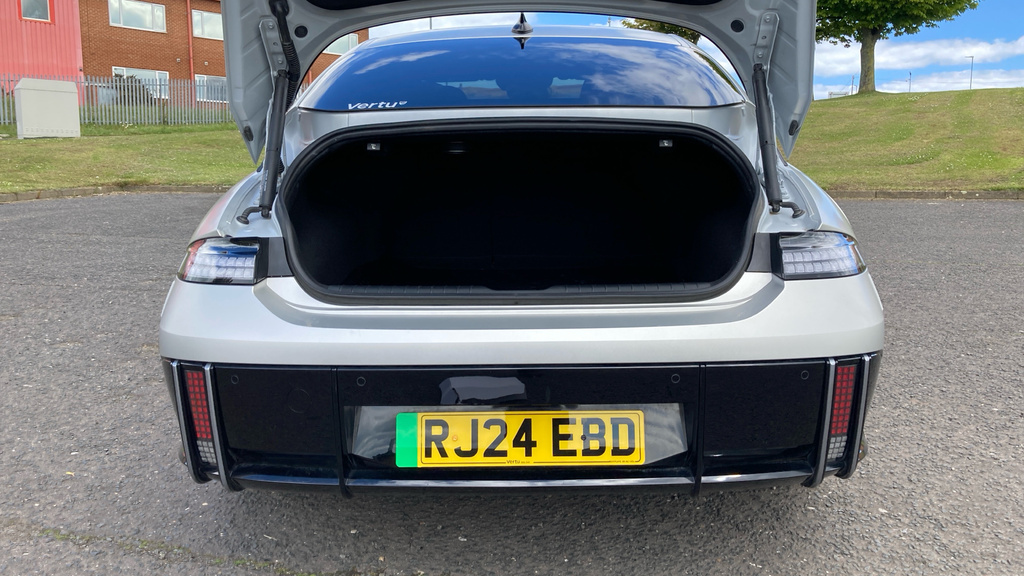 Hyundai Ioniq 6 First Edition RJ24EBD Gold #4