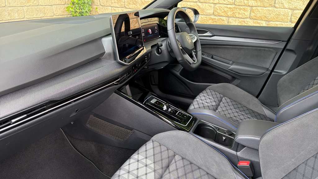 Volkswagen Golf R-line GL25KHB Black #2