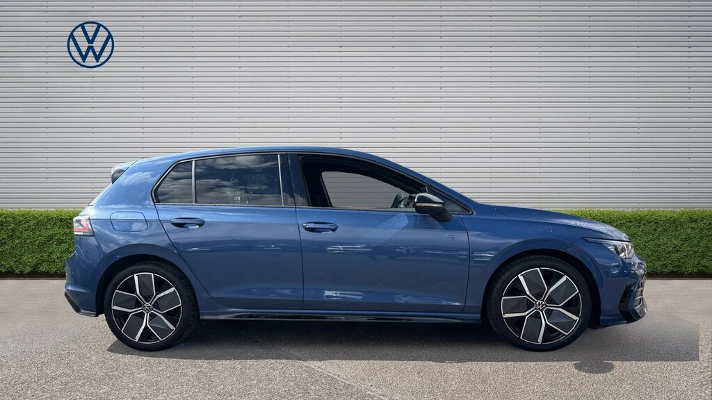 Volkswagen Golf Black Edition VO75FHP Blue #4