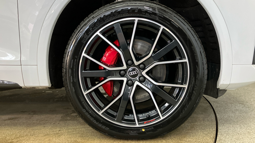 Audi Q5 Edition 1 YO21DXJ White #5
