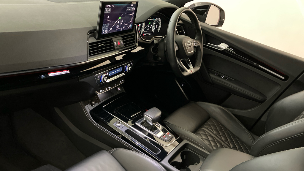 Audi Q5 Edition 1 YO21DXJ White #2