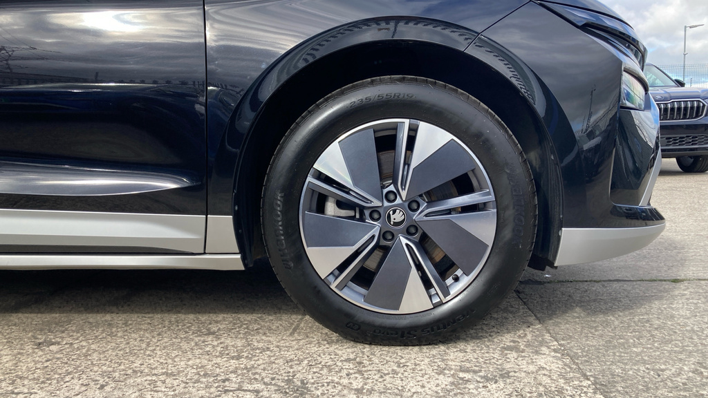 Skoda ENYAQ Edition Black #5