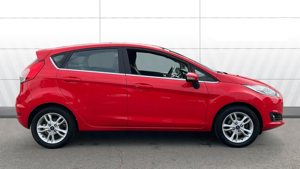 Ford Fiesta Zetec Red #5