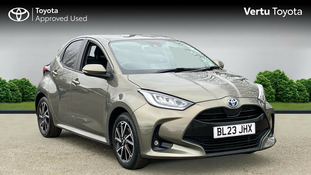Toyota Yaris Design Brown