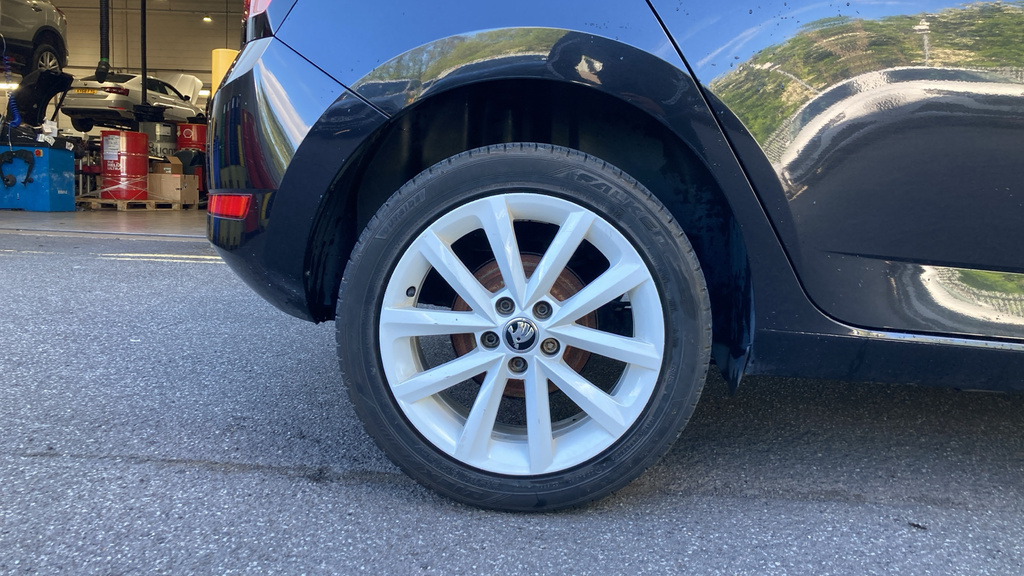 Skoda Fabia Colour Edition KP68LFL Black #5