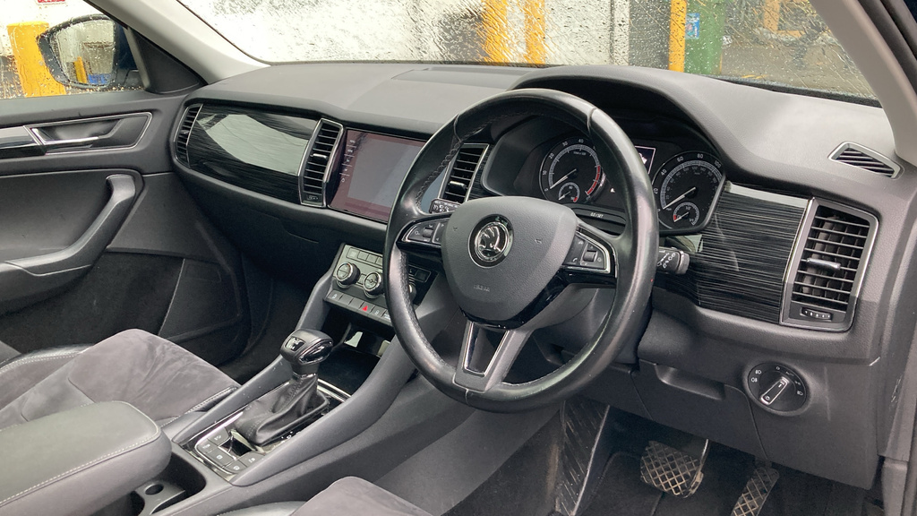 Skoda Kodiaq Se L YP67UUS Blue #6