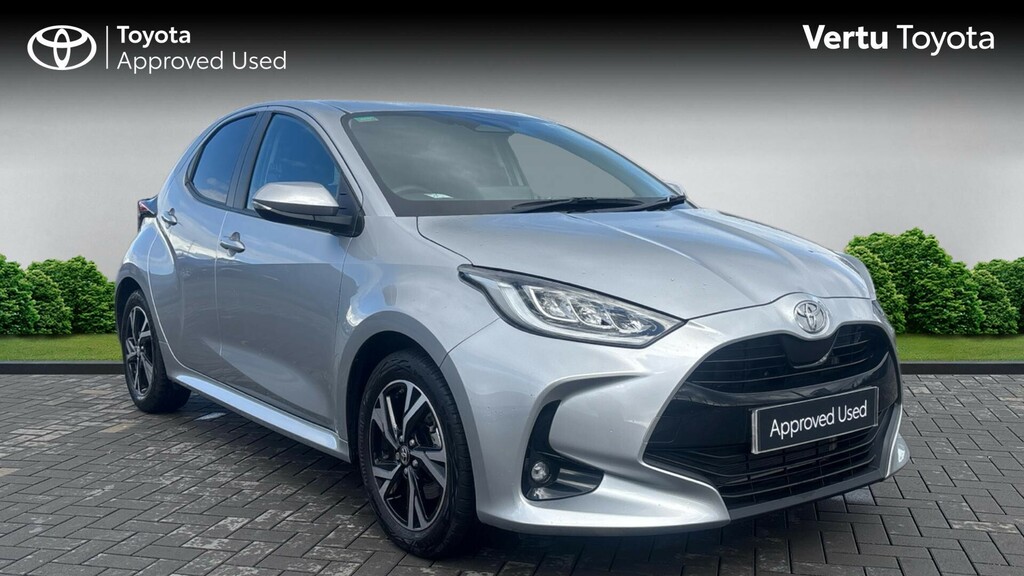 Toyota Yaris Design Silver