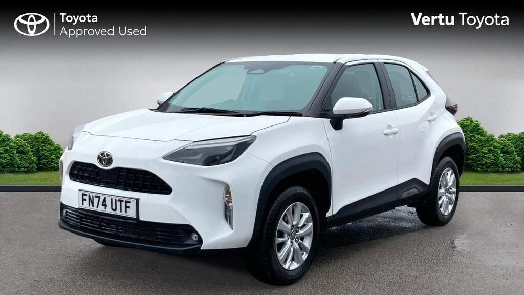 Toyota Yaris Cross Icon White #3