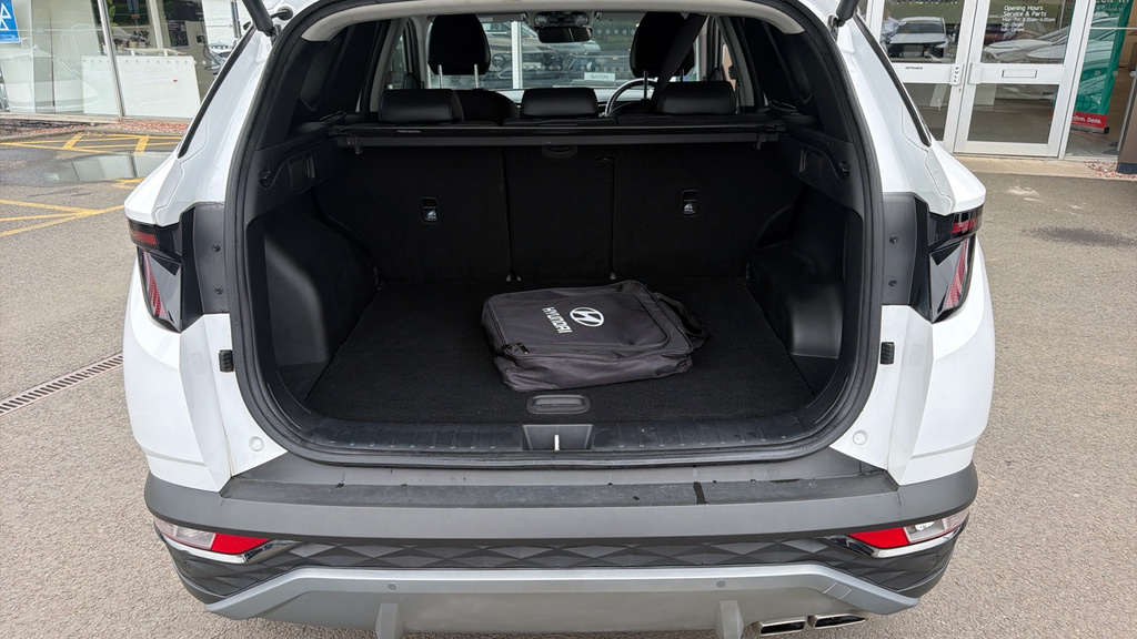Hyundai Tucson Ultimate LV72ZXL White #4
