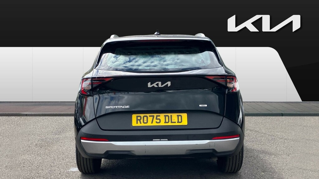 Kia Sportage Pure Black #6