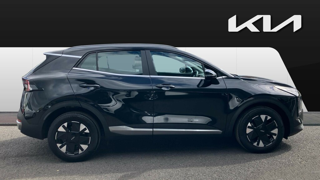 Kia Sportage Pure Black #5