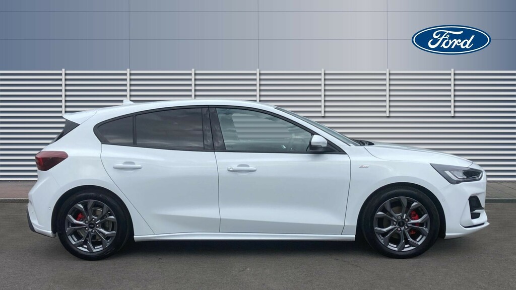 Ford Focus St-line NL74PBY White #5