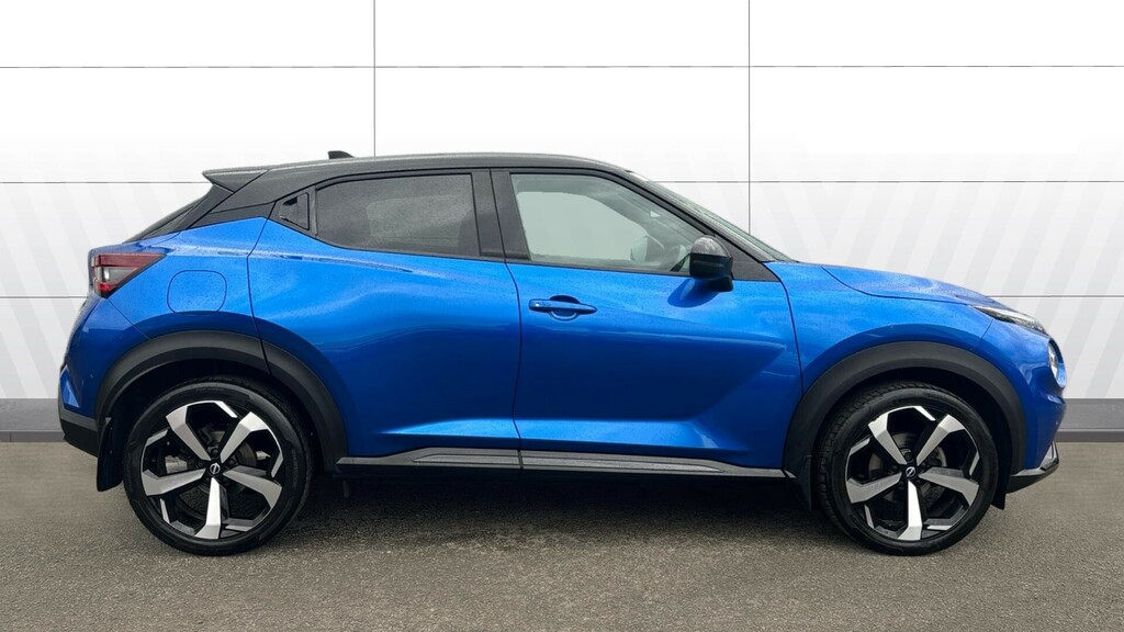 Nissan Juke Tekna Blue #5