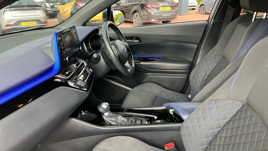Toyota C-Hr Dynamic Grey #5