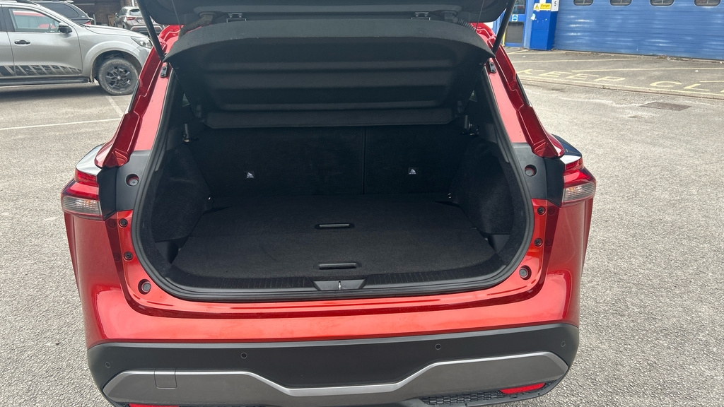 Nissan Qashqai N-connecta DG72MMV Red #3