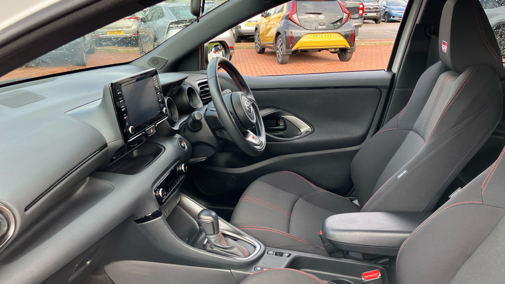 Toyota Yaris Gr Sport YR23GWE Grey #5