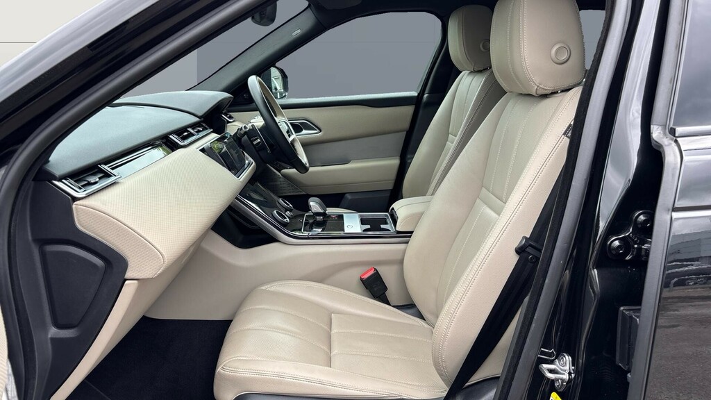 Land Rover Range Rover Velar Edition Black #3