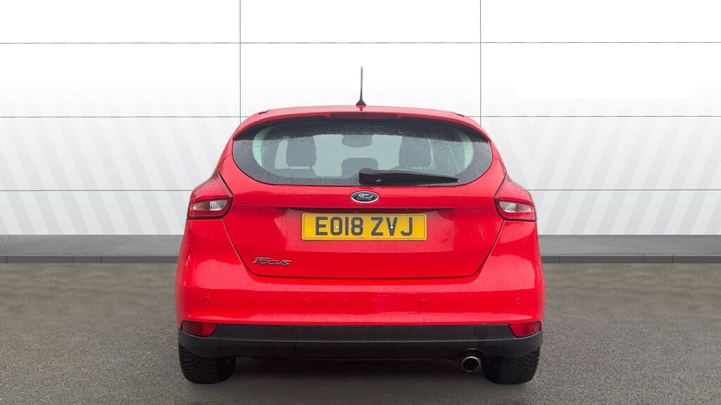 Ford Focus Titanium Red #6