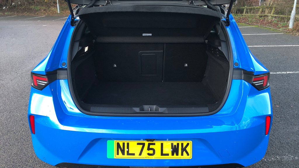 Vauxhall Astra Ultimate NL75LWK Blue #4