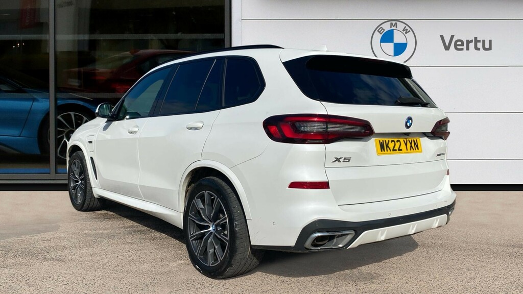 BMW X5 M M Sport White #2