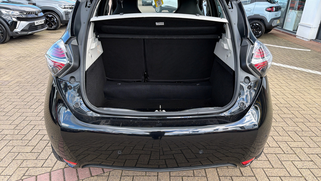 Renault Zoe Iconic Black #4