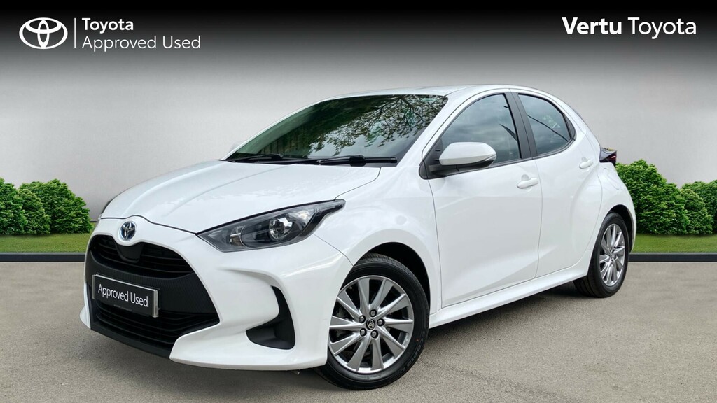 Toyota Yaris Icon AF73UOC White #2