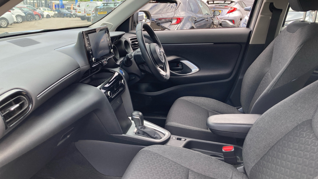 Toyota Yaris Cross Icon FL23XMP Silver #5