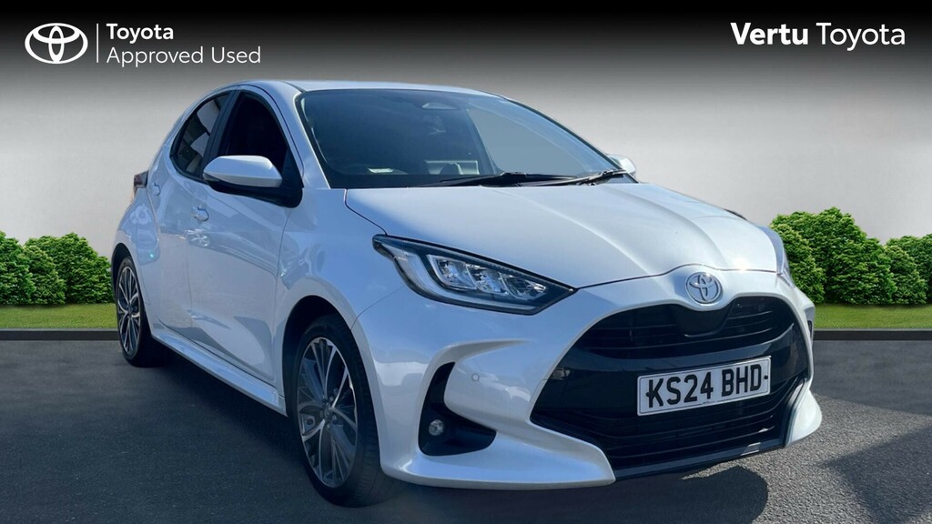 Toyota Yaris Excel White