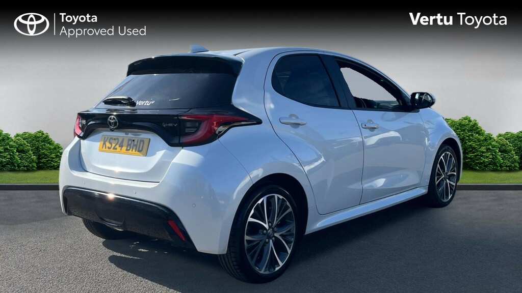 Toyota Yaris Excel KS24BHD White #2