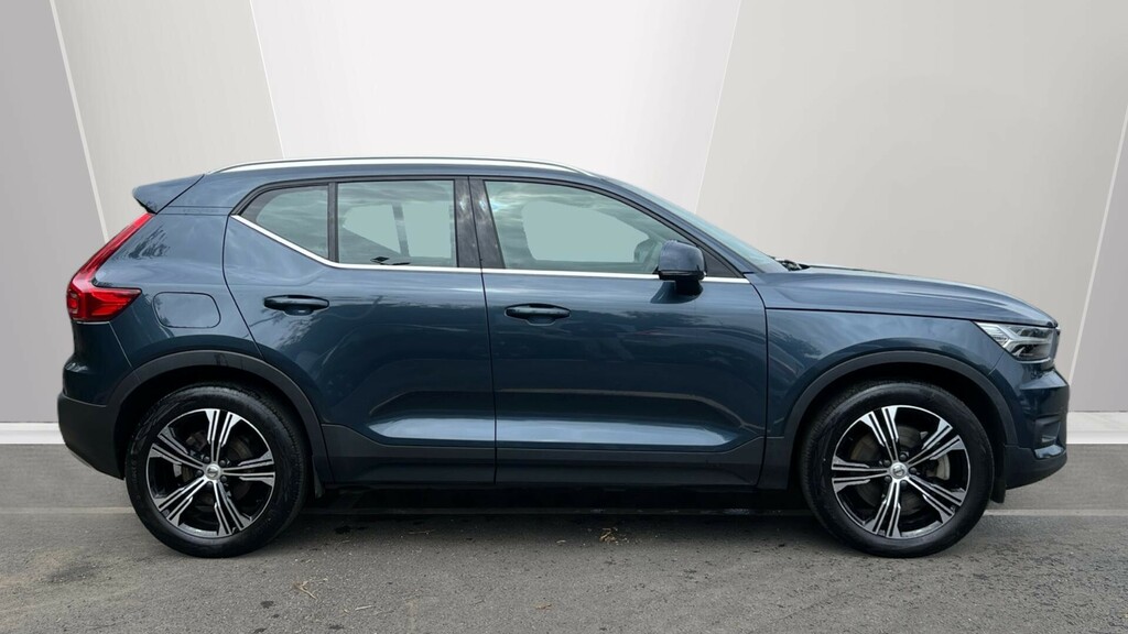 Volvo XC40 Inscription WK70UVX Blue #3