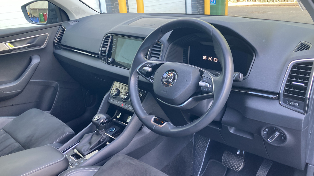 Skoda Karoq Se L Grey #6