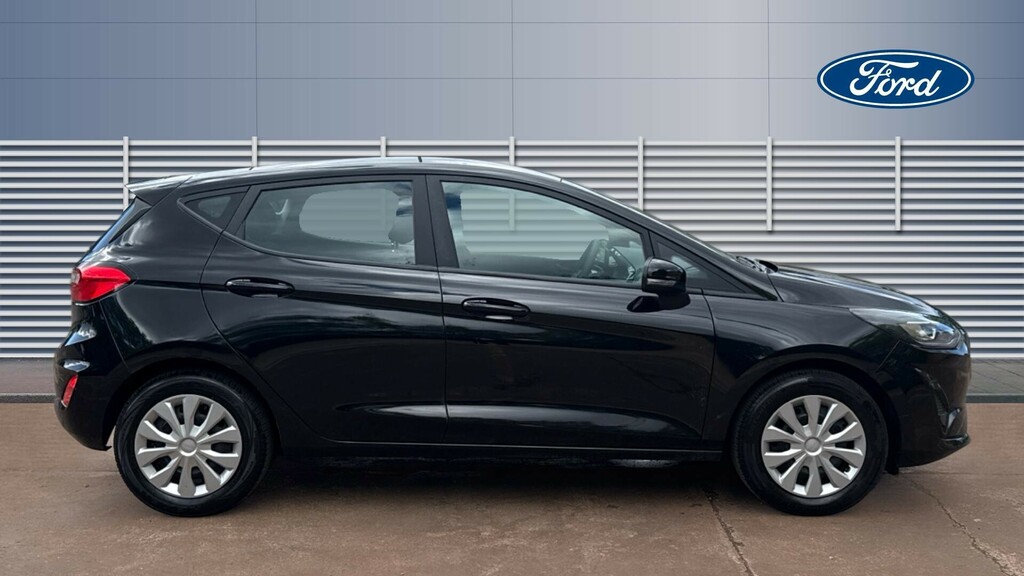 Ford Fiesta Trend Black #5