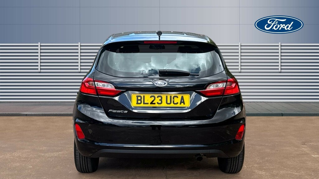 Ford Fiesta Trend Black #6