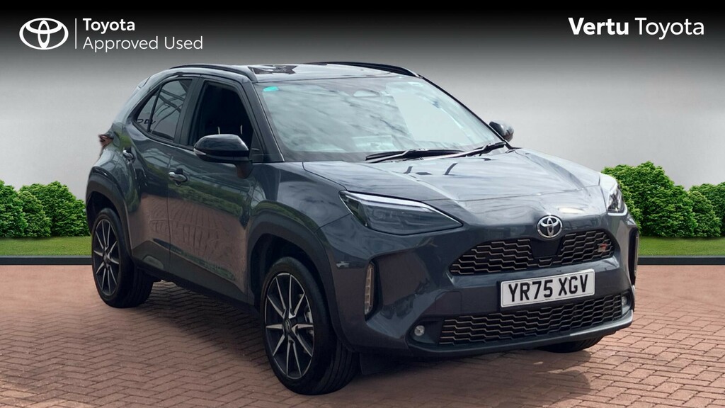 Toyota Yaris Cross Gr Sport Grey