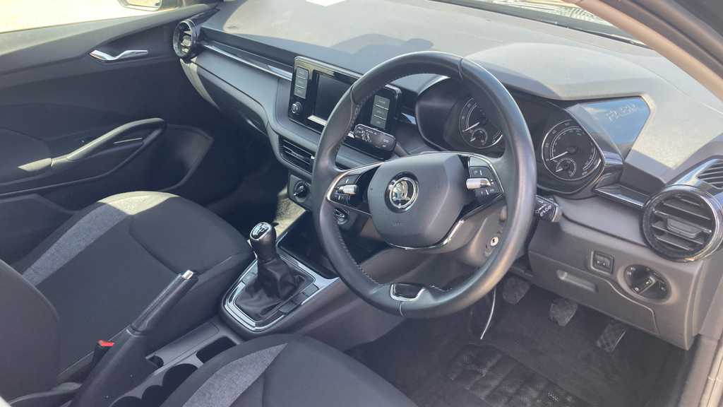 Skoda Fabia Se Comfort NU22SMO Black #6