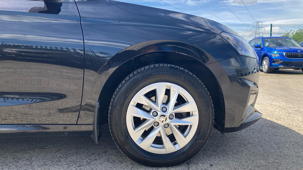 Skoda Fabia Se Comfort NU22SMO Black #5