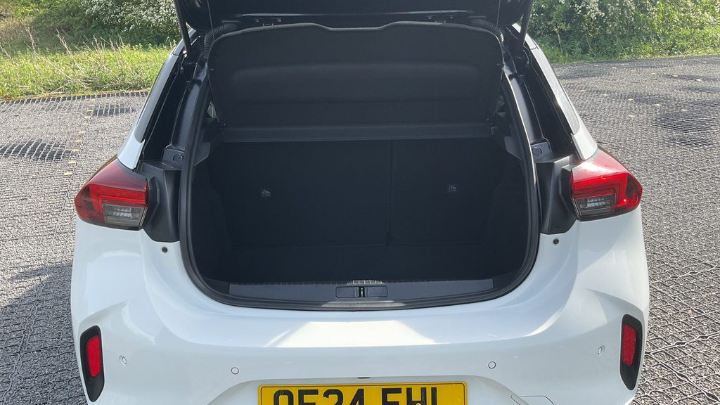 Vauxhall Corsa Ultimate White #4