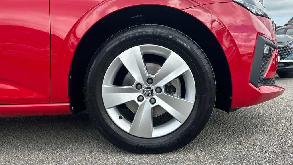 Skoda Scala Se Red #5