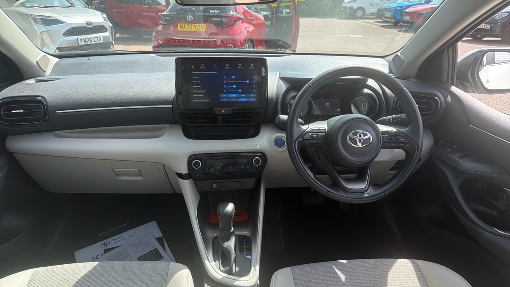 Toyota Yaris Excel FL23VPE White #6