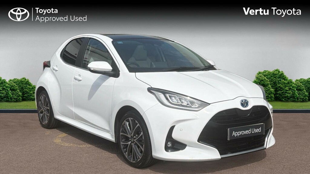 Toyota Yaris Excel White