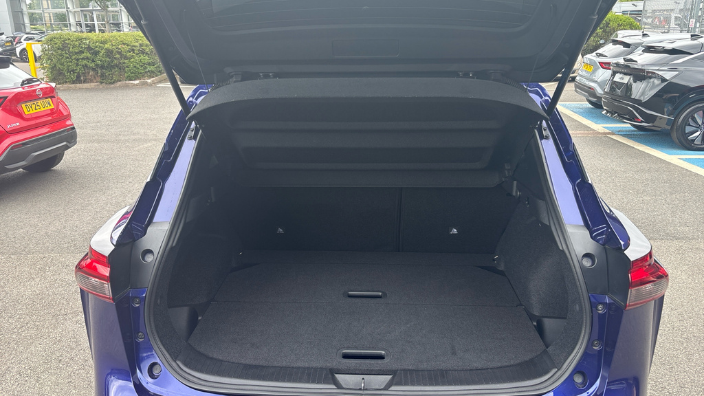 Nissan Qashqai N-connecta YK23COV Blue #4