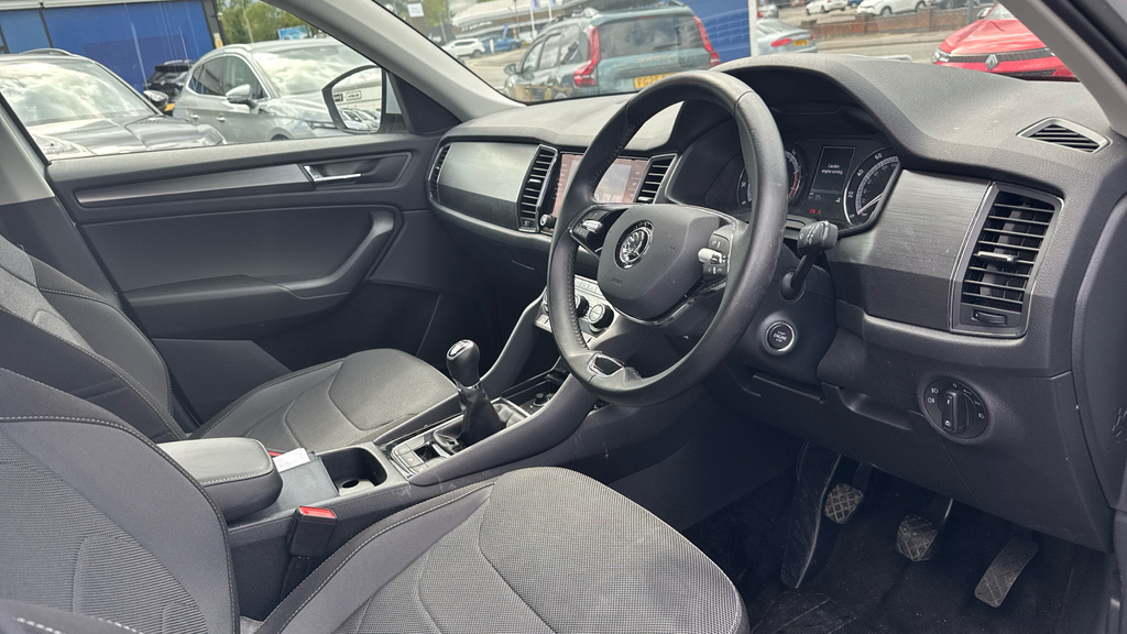 Skoda Kodiaq Se White #6