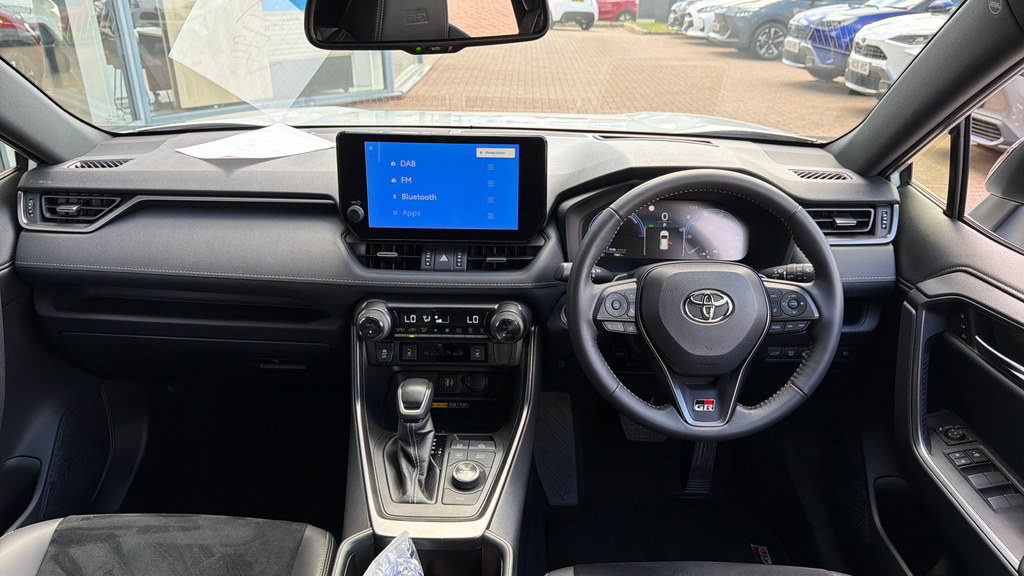 Toyota Rav 4 Gr Sport GU74XBF White #6