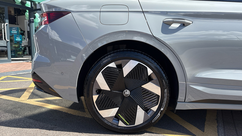 Skoda ENYAQ Vrs Grey #5