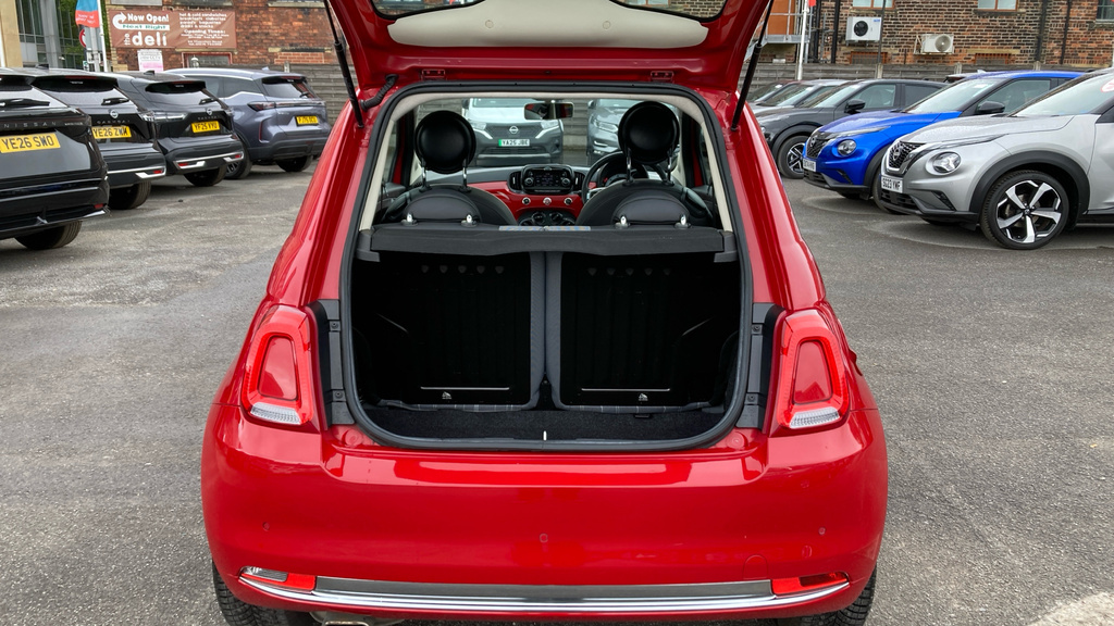 Fiat 500 Lounge YN68JBV Red #4