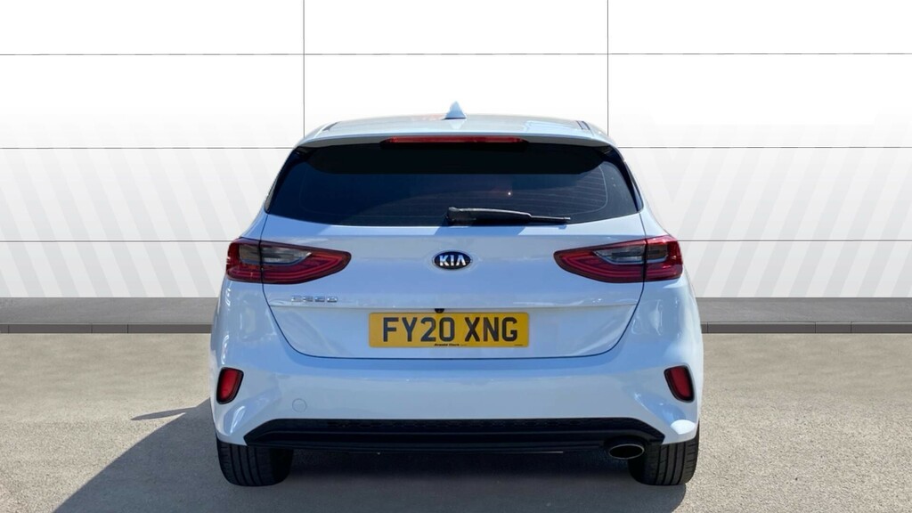 Kia Ceed 2 White #6