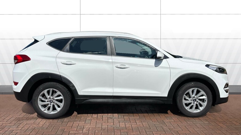 Hyundai Tucson Se Nav KT18KMA White #5