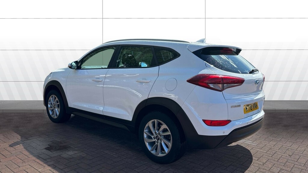 Hyundai Tucson Se Nav KT18KMA White #2
