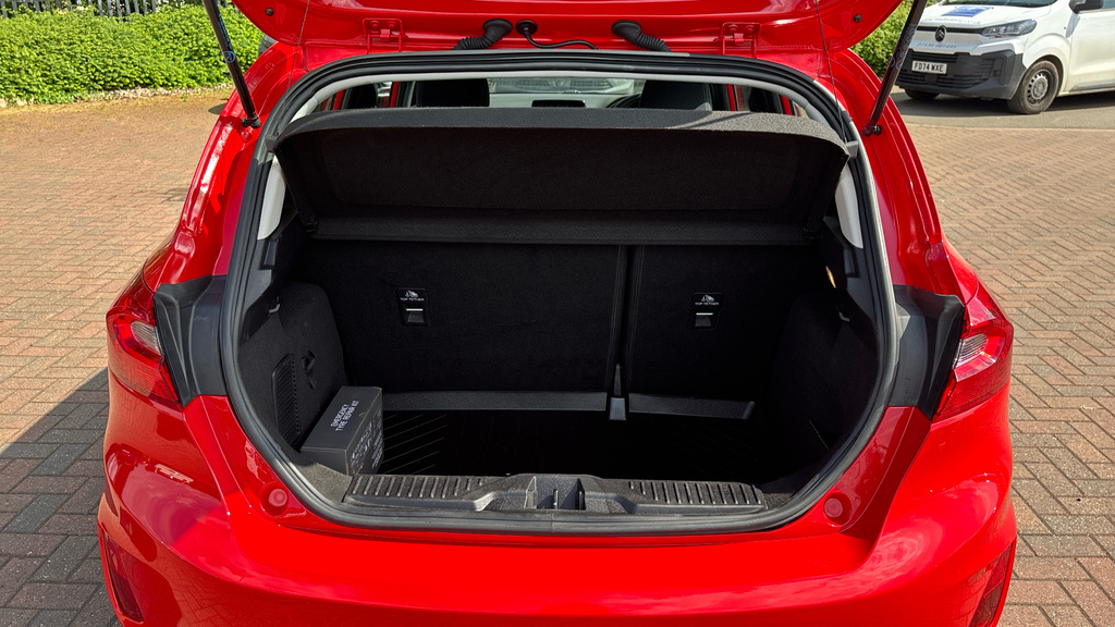 Ford Fiesta Zetec Red #4